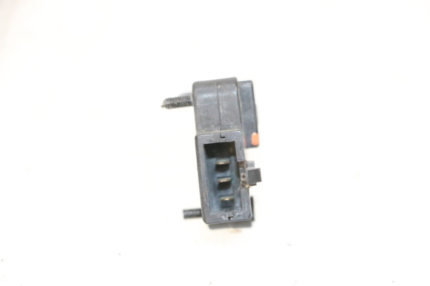 photo de INTERRUPTOR DE EMBREAGEM KAWASAKI ZR 7 750 (1999 - 2004) - Zoom do estado de desgaste