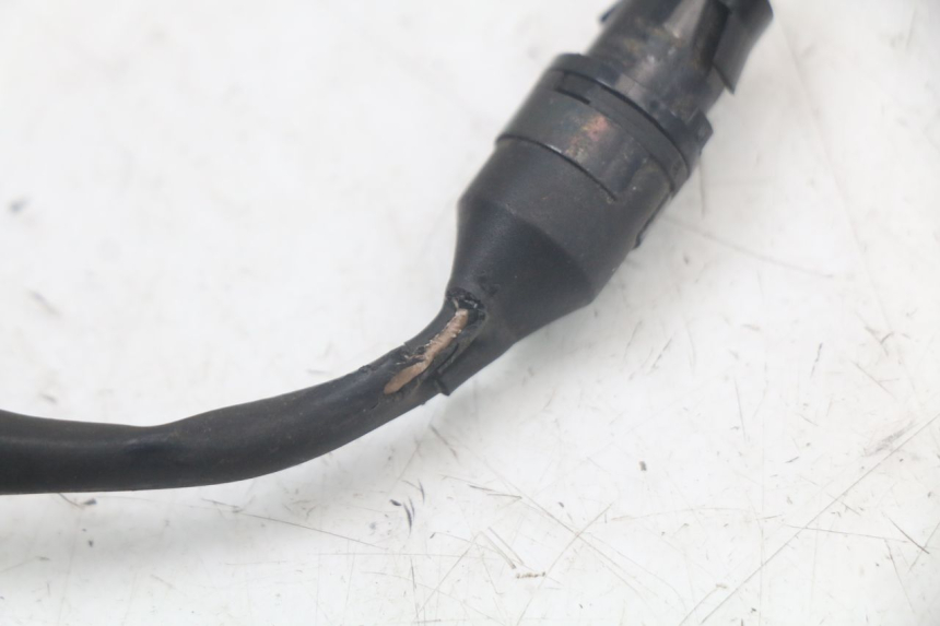 photo de INTERRUPTOR DE LUZ DE FREIO QUADRO 3D S 350 (2013 - 2018) - Ampliação técnica