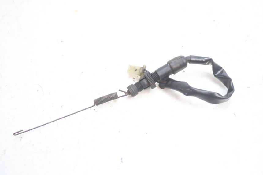 photo de INTERRUPTOR DA LUZ DE FREIO TRASEIRA HONDA CB TWO FIFTY 250 (1991 - 2002) - Zoom do estado de desgaste