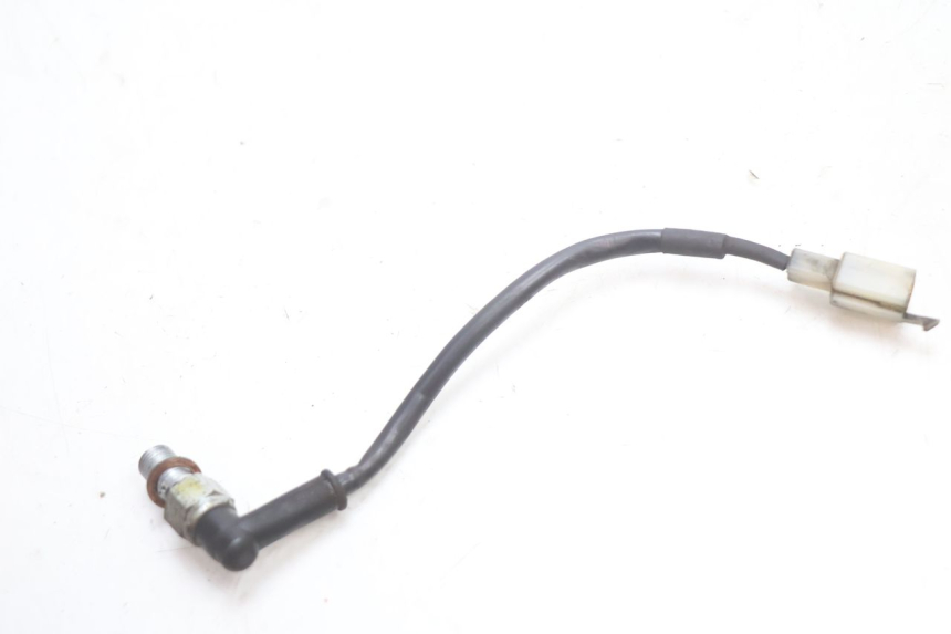 photo de CONTATOR DE LUZ DE FREIO TRASEIRA HM HONDA CRM DERAPAGE RR 50 (2006 - 2017) - Zoom do estado de desgaste