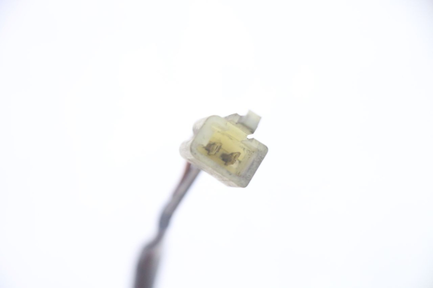 photo de INTERRUPTOR DE LUZ DE FREIO TRASEIRO SUZUKI DL V STROM 1000 (2002 - 2007) - Ampliação técnica