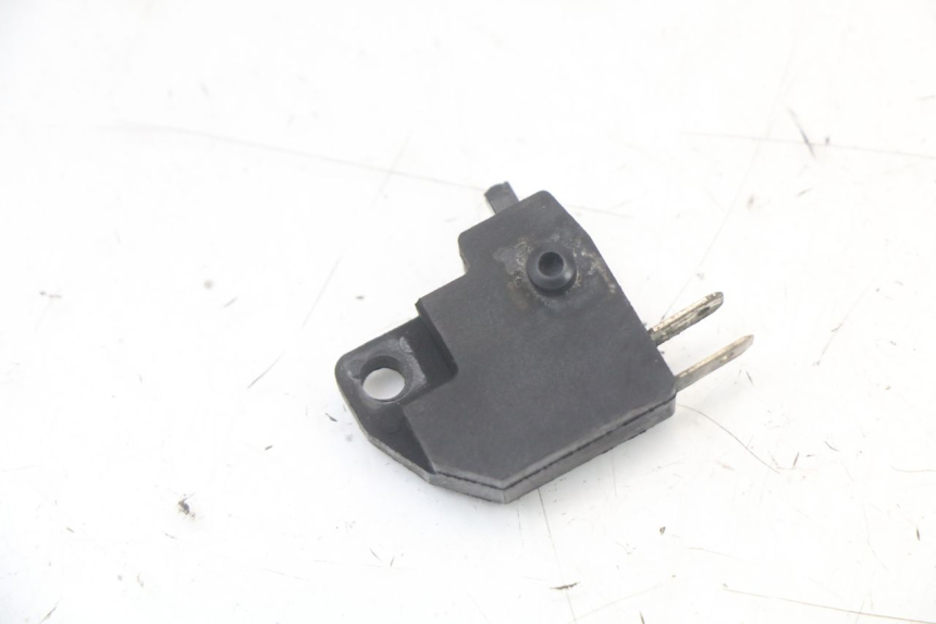 photo de INTERRUPTOR DE LUZ DE FREIO TRASEIRA EBROH BRAVO GLE 1 (2020 - 2024) - Vista principal