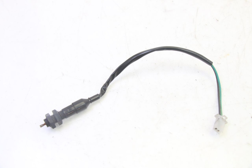 photo de INTERRUPTOR DE LUZ DE FREIO TRASEIRA STAHO FH 50 (2018 - 2019) - Vista principal