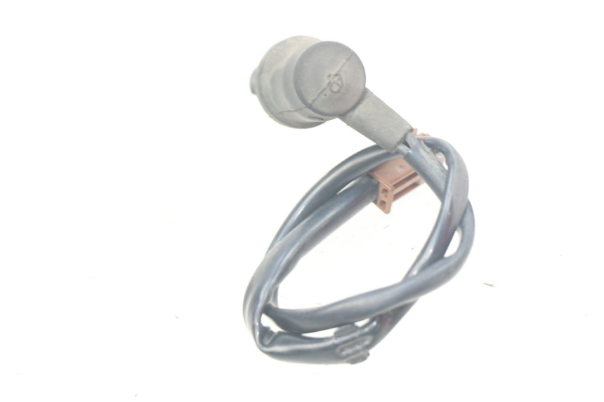 photo de INTERRUPTOR DE LUZ DE FREIO TRASEIRO YAMAHA FJR ABS 1300 (2006 - 2012) - Detalhe da peça