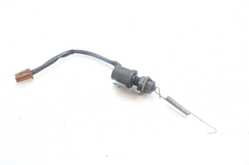 photo de INTERRUPTOR DA LUZ DE FREIO TRASEIRA YAMAHA FJR 1300 (2001 - 2005) - Detalhe da peça