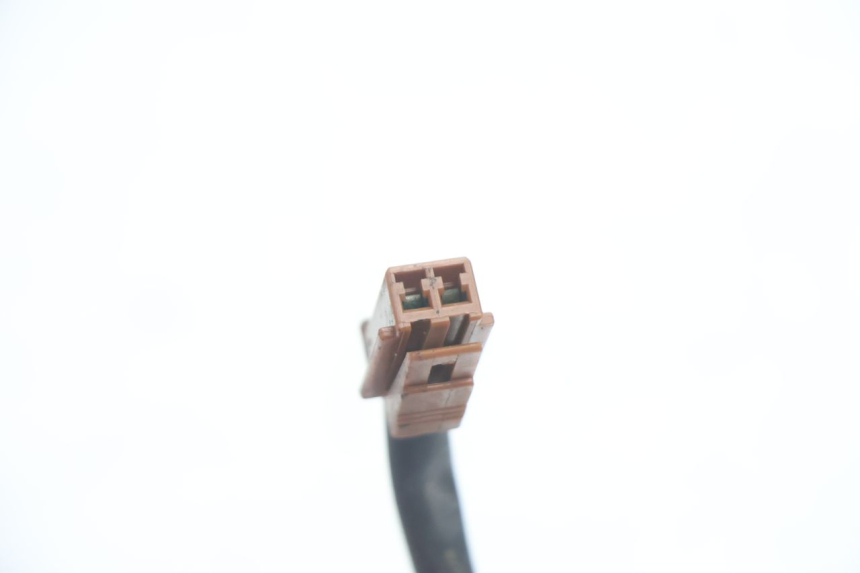 photo de INTERRUPTOR DA LUZ DE FREIO TRASEIRA YAMAHA FJR 1300 (2001 - 2005) - Outro ângulo de visão