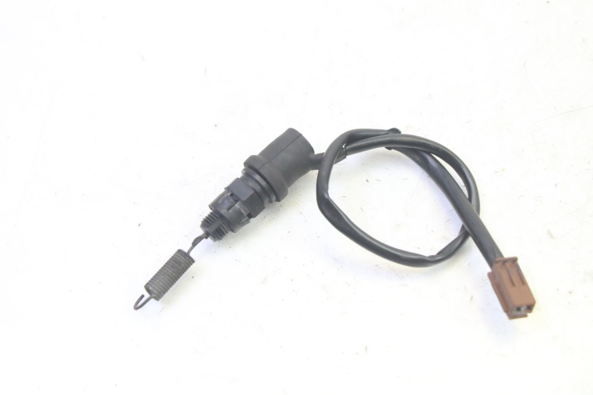 photo de INTERRUPTOR DE LUZ DE FREIO TRASEIRO YAMAHA FZ6 N FAZER 600 (2004 - 2006) - Detalhe da peça