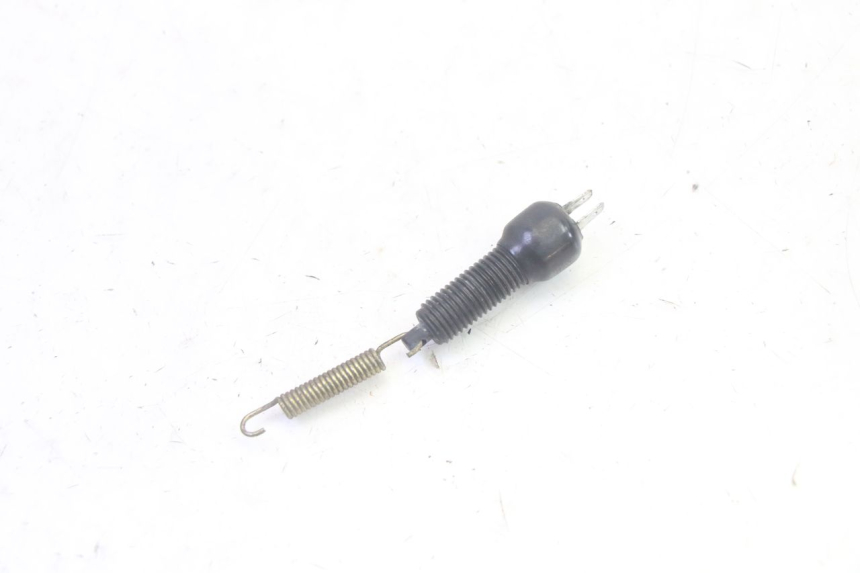 photo de INTERRUPTOR DE LUZ DE FREIO TRASEIRO SUZUKI GSF N BANDIT 600 (1996 - 1999) - Detalhe da peça