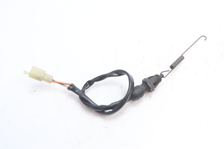 photo de INTERRUPTOR DA LUZ DE FREIO TRASEIRA SUZUKI GSR 600 (2005 - 2012) - Outro ângulo de visão