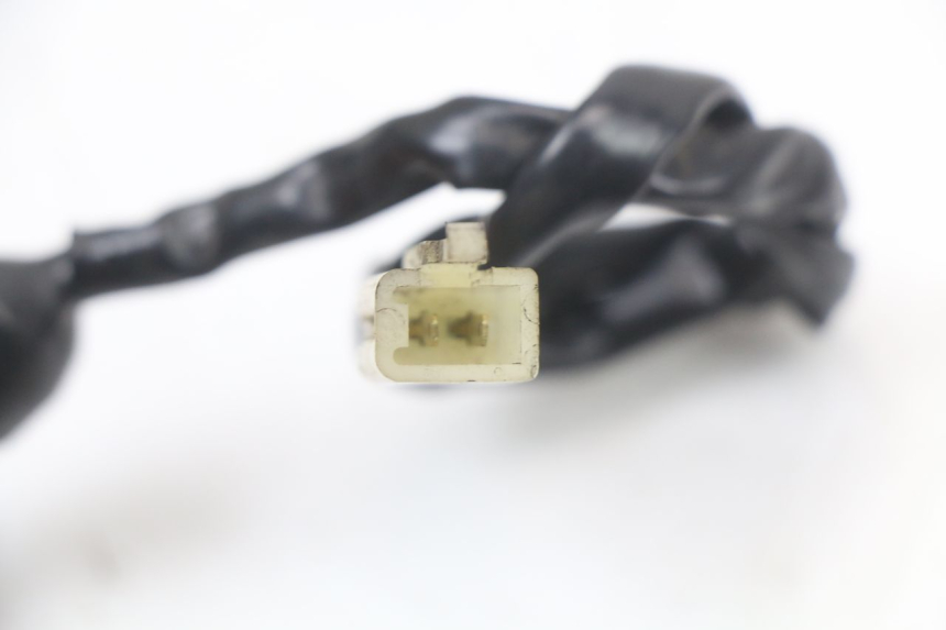 photo de INTERRUPTOR DA LUZ DE FREIO TRASEIRA SUZUKI GZ MARAUDER 125 (1998 - 2004) - Ampliação técnica