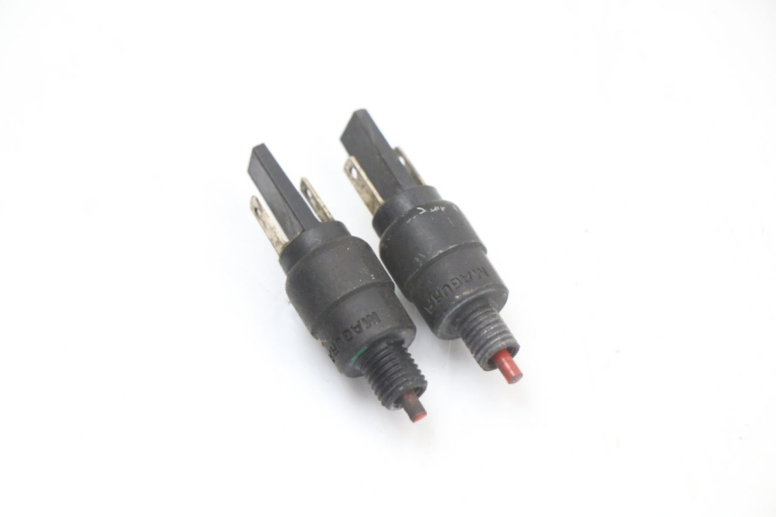 photo de INTERRUPTOR DE LUZ DE FREIO TRASEIRO PIAGGIO LIBERTY 4T 50 (2018 - 2021) - Vista principal