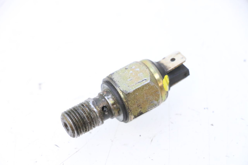 photo de INTERRUPTOR DA LUZ DE FREIO TRASEIRA MZ RT 125 (2000 - 2008) - Vista principal