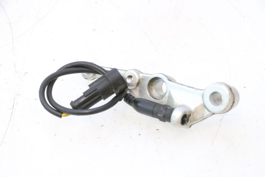 photo de INTERRUPTOR DA LUZ DE FREIO TRASEIRA DUCATI SS IE DS CARENEE 1000 (2002 - 2006) - Vista principal