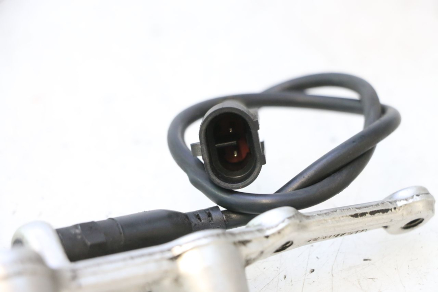 photo de INTERRUPTOR DA LUZ DE FREIO TRASEIRA DUCATI SS IE DS CARENEE 1000 (2002 - 2006) - Ampliação técnica