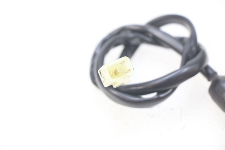 photo de INTERRUPTOR DE LUZ DE FREIO TRASEIRO SUZUKI SV N 650 (1999 - 2002) - Outro ângulo de visão