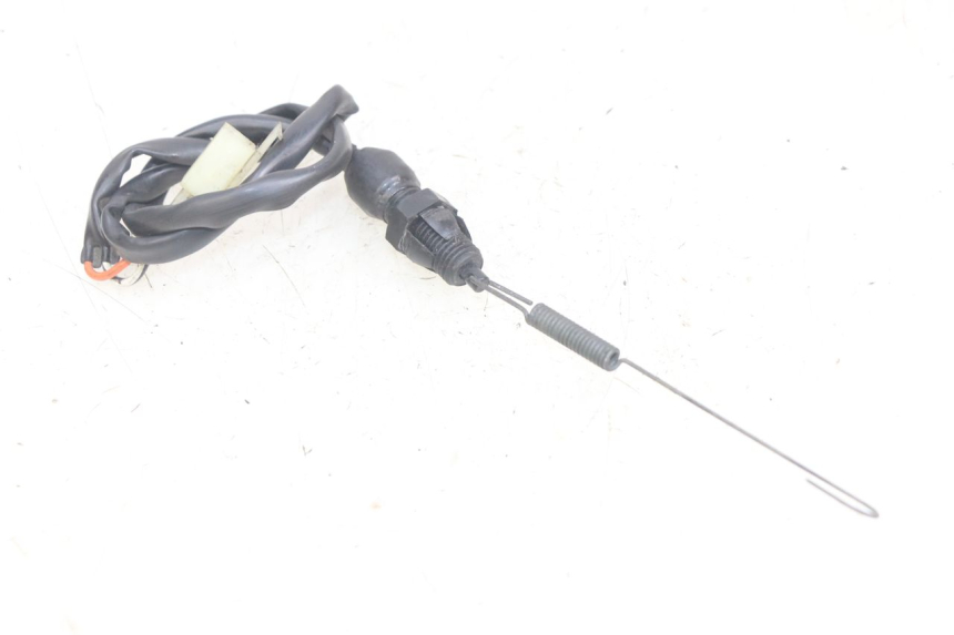 photo de INTERRUPTOR DE LUZ DE FREIO TRASEIRO SUZUKI SV N 650 (1999 - 2002) - Vista principal
