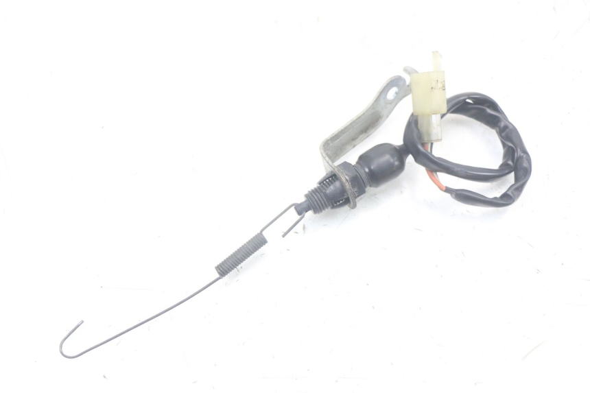 photo de INTERRUPTOR DE LUZ DE FREIO TRASEIRO SUZUKI SV N 650 (1999 - 2002) - Detalhe da peça