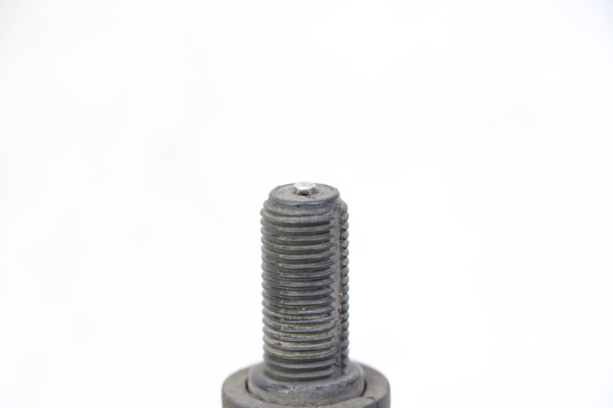 photo de INTERRUPTOR DA LUZ DE FREIO TRASEIRA YAMAHA TDM ABS 900 (2002 - 2014) - Detalhe da peça