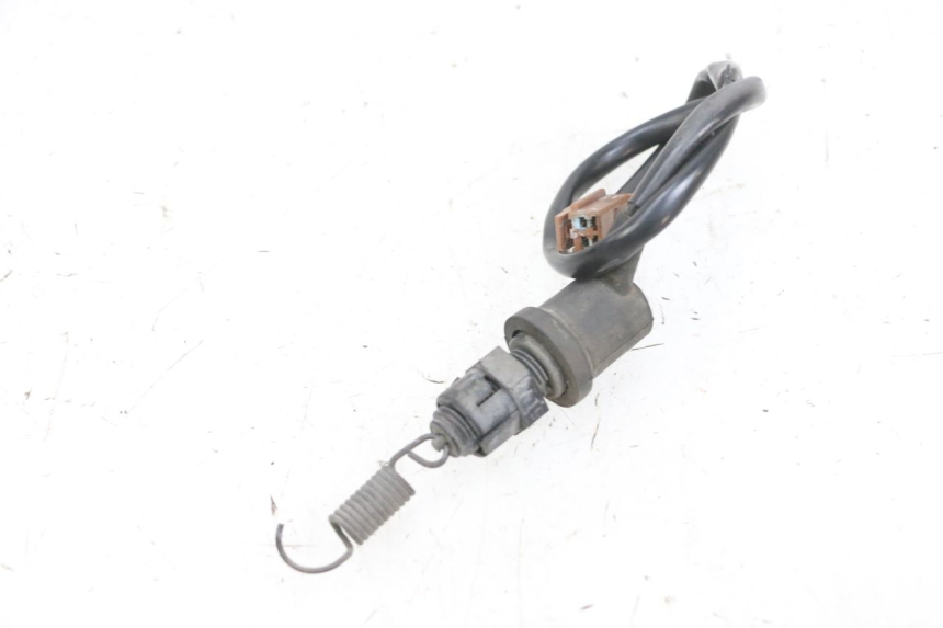 photo de INTERRUPTOR DA LUZ DE FREIO TRASEIRA YAMAHA TDM ABS 900 (2002 - 2014) - Detalhe da peça