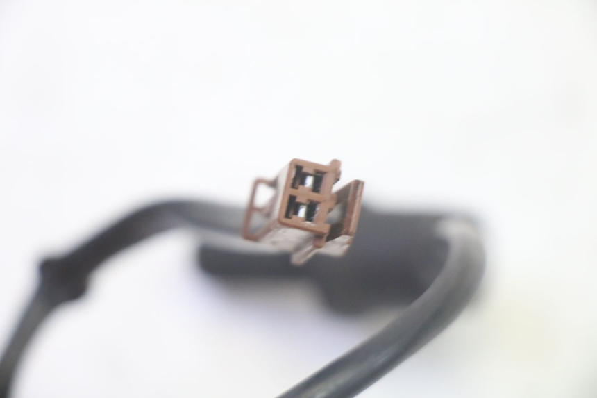photo de INTERRUPTOR DA LUZ DE FREIO TRASEIRA YAMAHA TDM ABS 900 (2002 - 2014) - Ampliação técnica