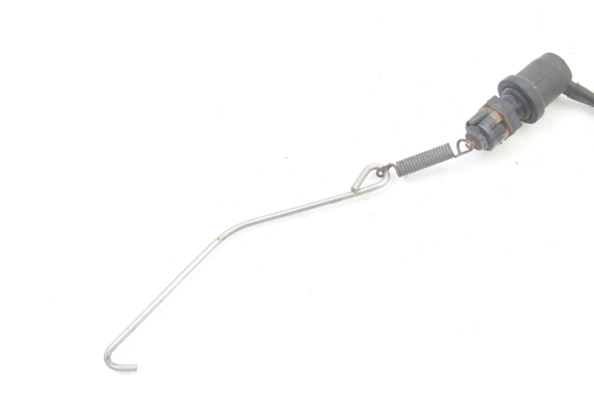 photo de INTERRUPTOR DE LUZ DE FREIO TRASEIRO YAMAHA TDR DELTABOX 125 (1997 - 2003) - Detalhe da peça