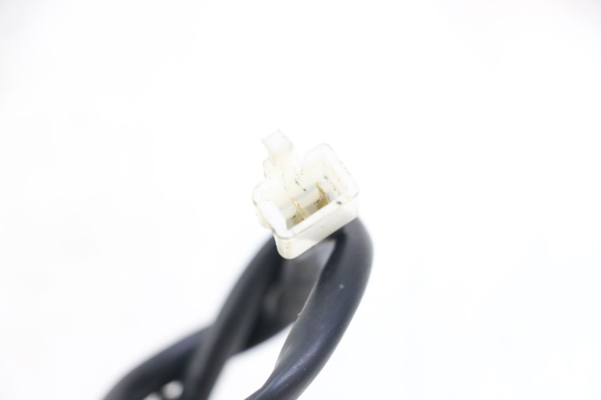 photo de INTERRUPTOR DE LUZ DE FREIO TRASEIRA VENT DERAPAGE 50 (2018 - 2023) - Detalhe da peça