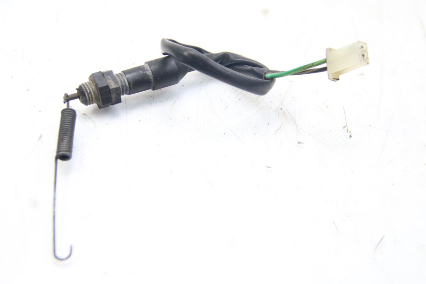 photo de INTERRUPTOR DE LUZ DE FREIO TRASEIRO SYM WOLF SB 125 (2011 - 2018) - Vista principal