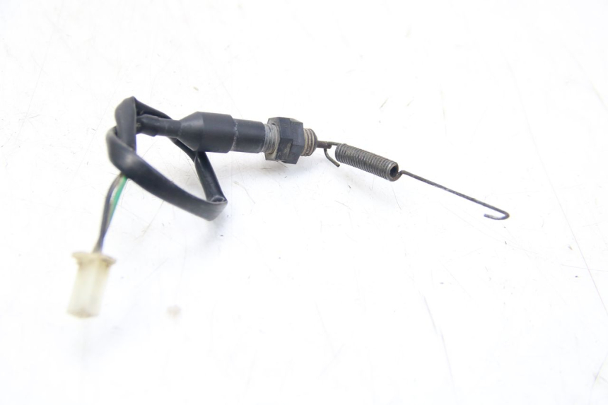 photo de INTERRUPTOR DE LUZ DE FREIO TRASEIRO SYM WOLF SB 125 (2011 - 2018) - Detalhe da peça