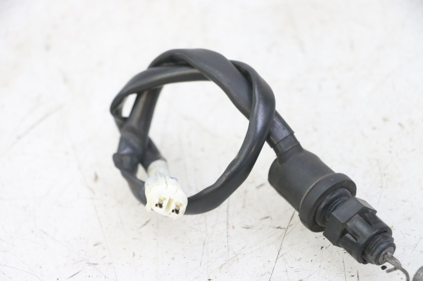 photo de INTERRUPTOR DA LUZ DE FREIO TRASEIRA YAMAHA XJ6 ABS 600 (2008 - 2016) - Zoom do estado de desgaste
