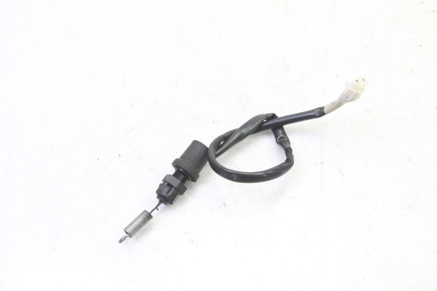 photo de INTERRUPTOR DA LUZ DE FREIO TRASEIRA YAMAHA XJ6 ABS 600 (2008 - 2016) - Zoom do estado de desgaste