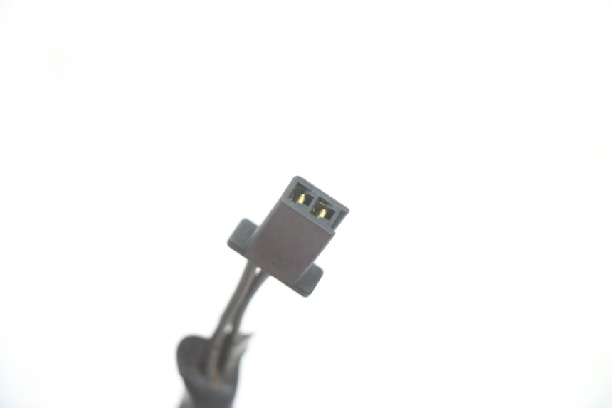 photo de INTERRUPTOR DE LUZ DE FREIO TRASEIRA HONDA XLV VARADERO 125 (2000 - 2006) - Ampliação técnica