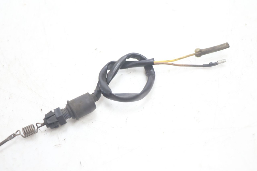 photo de INTERRUPTOR DE LUZ DE FREIO TRASEIRA YAMAHA XV VIRAGO 535 (1988 - 2004) - Detalhe da peça