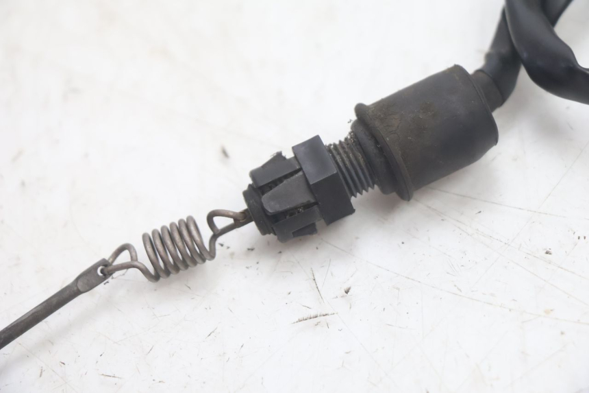 photo de INTERRUPTOR DE LUZ DE FREIO TRASEIRA YAMAHA XV VIRAGO 535 (1988 - 2004) - Outro ângulo de visão