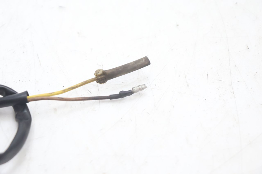 photo de INTERRUPTOR DE LUZ DE FREIO TRASEIRA YAMAHA XV VIRAGO 535 (1988 - 2004) - Ampliação técnica