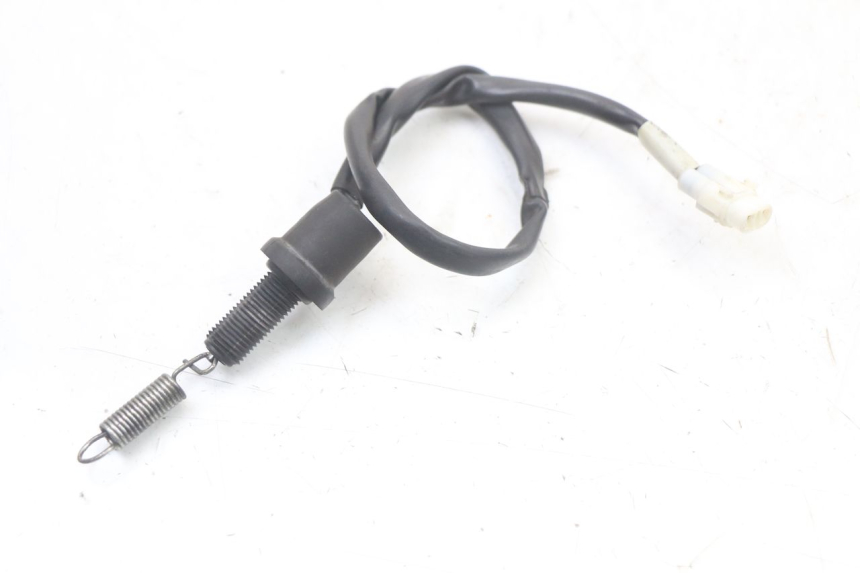 photo de INTERRUPTOR DA LUZ DE FREIO TRASEIRA YAMAHA XJ6 ABS 600 (2008 - 2016) - Detalhe da peça