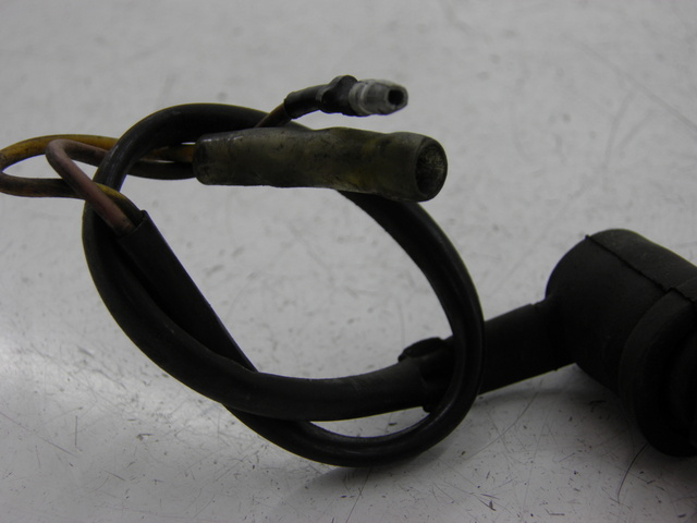 photo de INTERRUPTOR DE LUZ DE FREIO TRASEIRO YAMAHA YBR 125 (2004 - 2006) - Detalhe da peça