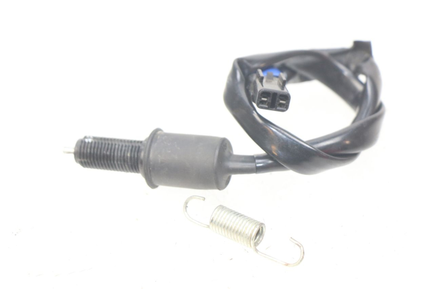 photo de INTERRUPTOR DE LUZ DE FREIO TRASEIRA KAWASAKI Z 650 (2016 - 2019) - Detalhe da peça