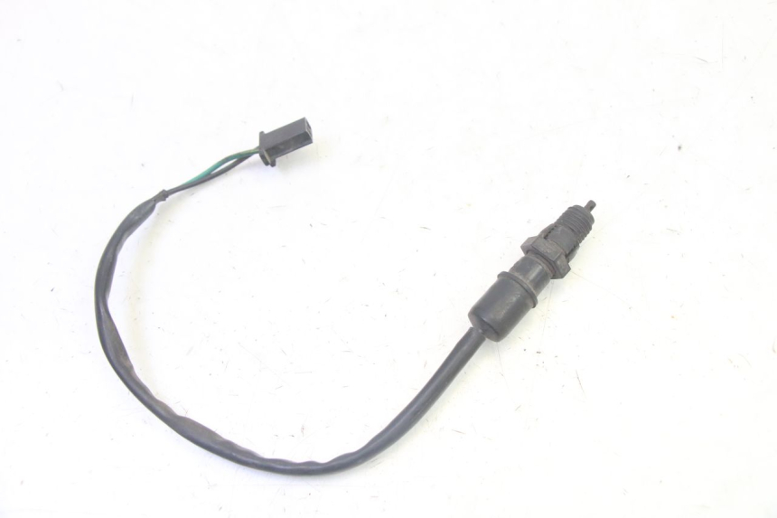 photo de INTERRUPTOR DE LUZ DE FREIO TRASEIRA KYMCO ZING 125 (1997 - 2003) - Zoom do estado de desgaste