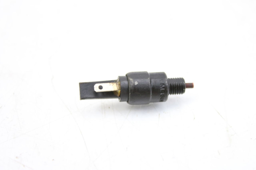 photo de INTERRUPTOR DE LUZ DE FREIO TRASEIRO PIAGGIO ZIP 4T 50 (2018 - 2020) - Vista principal