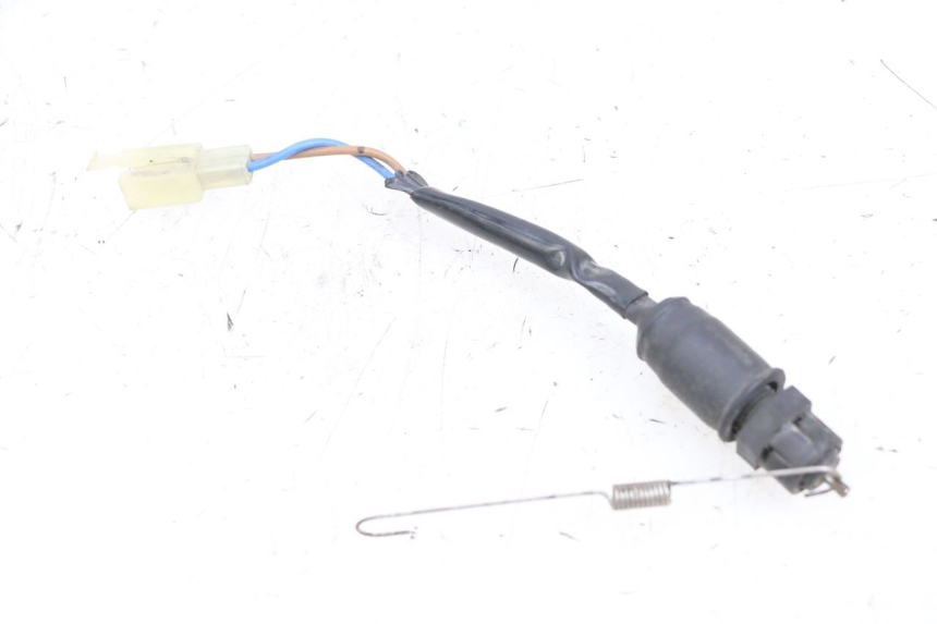 photo de INTERRUPTOR DE LUZ DE FREIO TRASEIRA KAWASAKI ZR 7 750 (1999 - 2004) - Vista principal