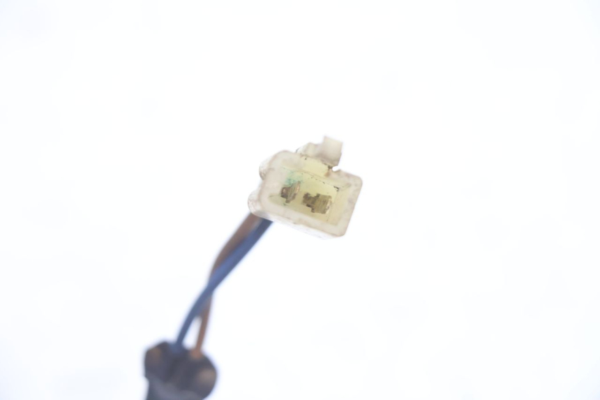 photo de INTERRUPTOR DE LUZ DE FREIO TRASEIRA KAWASAKI ZX-6R ZX6R 600 (1995 - 1997) - Outro ângulo de visão