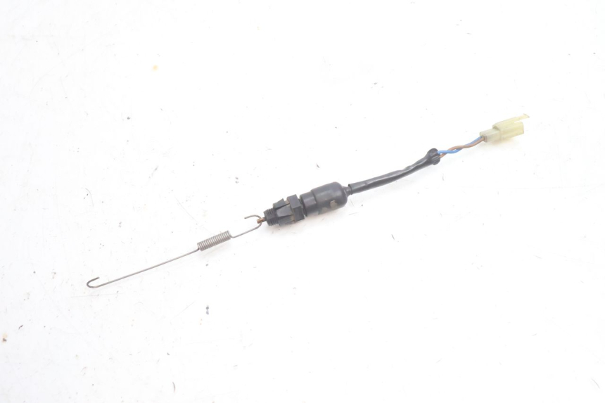 photo de INTERRUPTOR DE LUZ DE FREIO TRASEIRO KAWASAKI ZZR 600 (1995 - 2004) - Vista principal