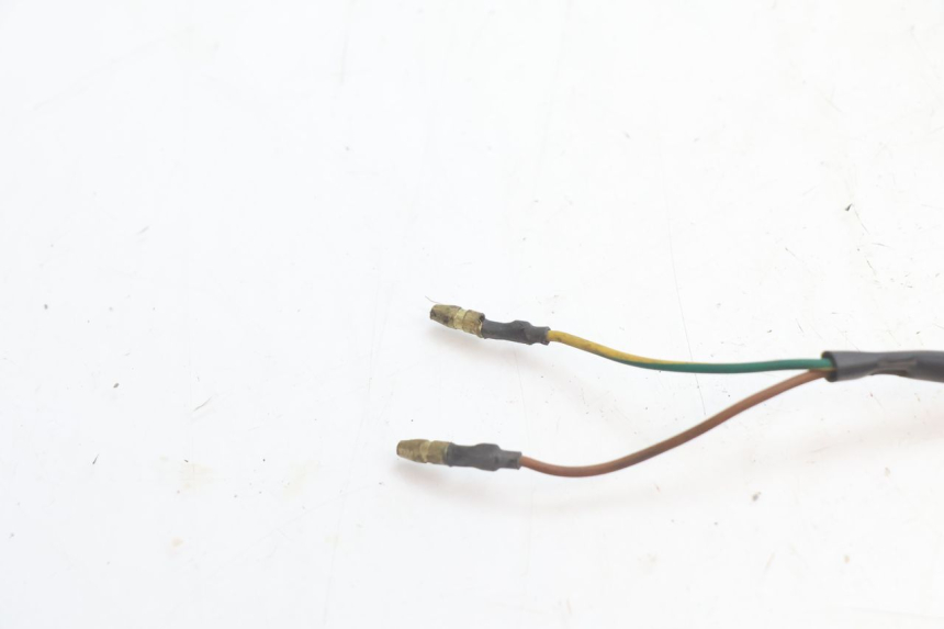 photo de INTERRUPTOR DE LUZ DE FREIO MBK BOOSTER SPIRIT 50 (2004 - 2017) - Detalhe da peça