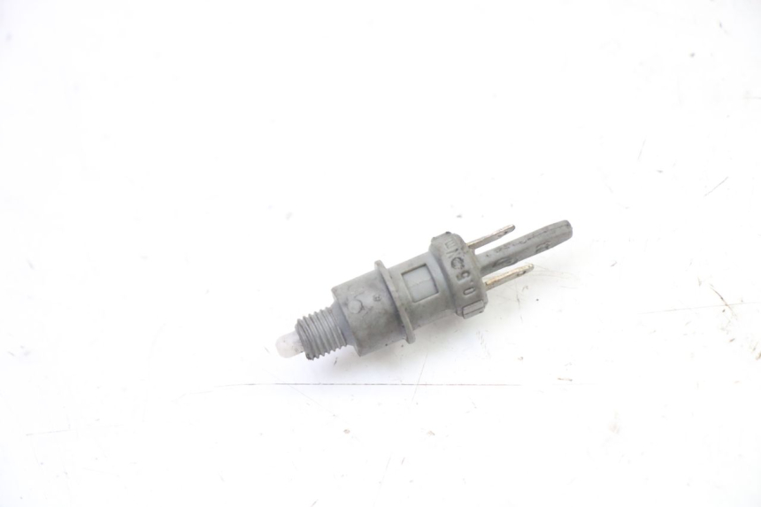 photo de INTERRUPTOR DE LUZ DE FREIO YAMAHA BW'S 100 (1999 - 2002) - Vista principal
