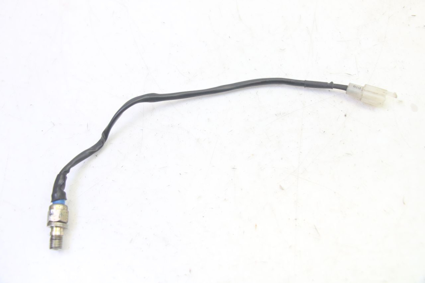 photo de INTERRUPTOR DE LUZ DE FREIO DIREITO ADIVA AD3 300 (2014 - 2020) - Vista principal