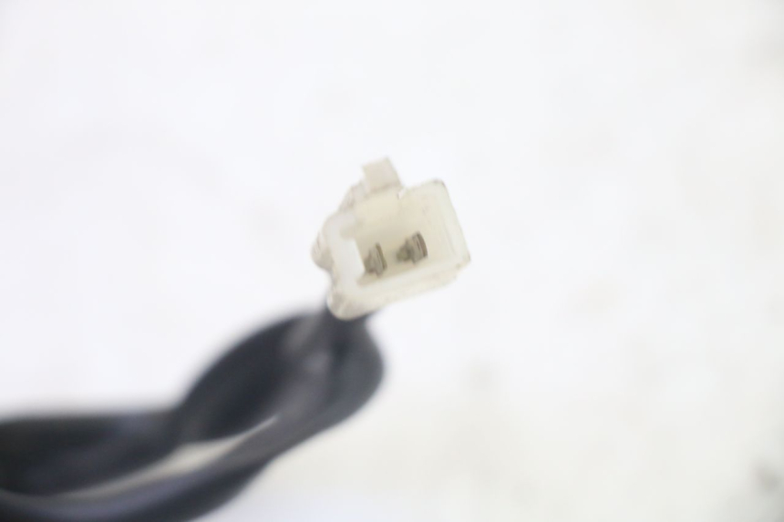 photo de INTERRUPTOR DE LUZ DE FREIO DIREITO ADIVA AD3 300 (2014 - 2020) - Ampliação técnica