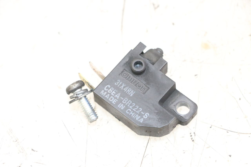 photo de INTERRUPTOR DE LUZ DE FREIO DIREITO SUZUKI ADDRESS 110 (2015 - 2020) - Detalhe da peça
