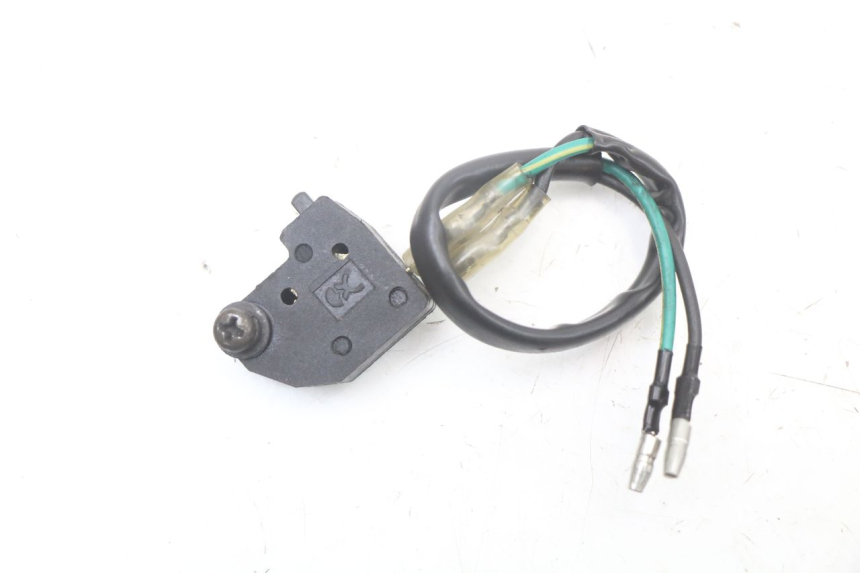 photo de INTERRUPTOR DE LUZ DE FREIO DIREITO KYMCO AGILITY 4T 50 (2005 - 2018) - Vista principal