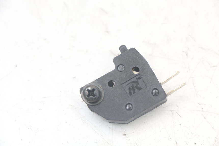 photo de INTERRUPTOR DE LUZ DE FREIO DIREITO KYMCO AGILITY 4T 50 (2018 - 2022) - Vista principal