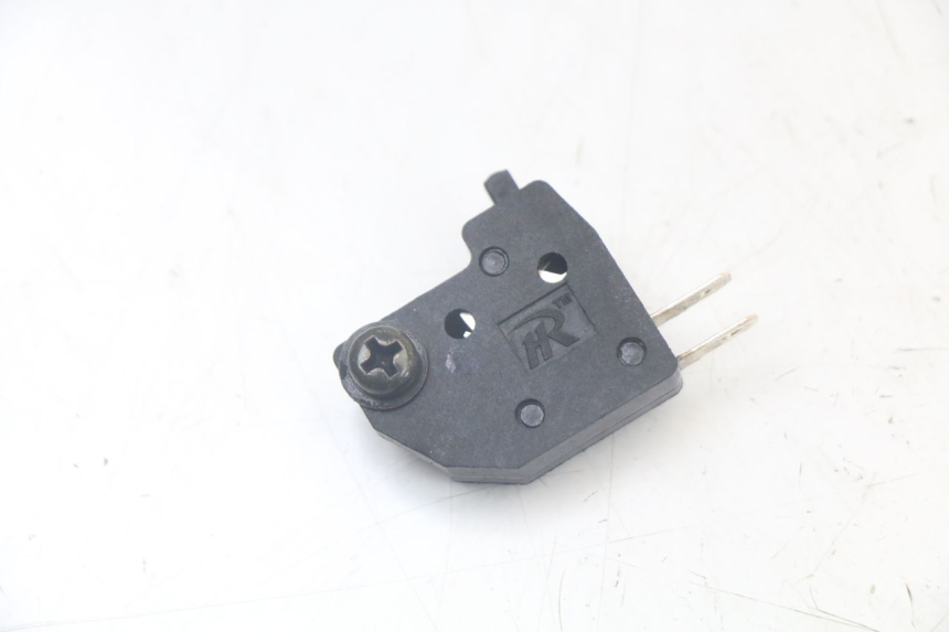 photo de INTERRUPTOR DE LUZ DE FREIO DIREITO KYMCO AGILITY 4T 50 (2018 - 2022) - Vista principal